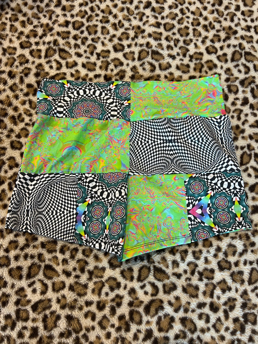Patchwork Yoga Shorts (L)