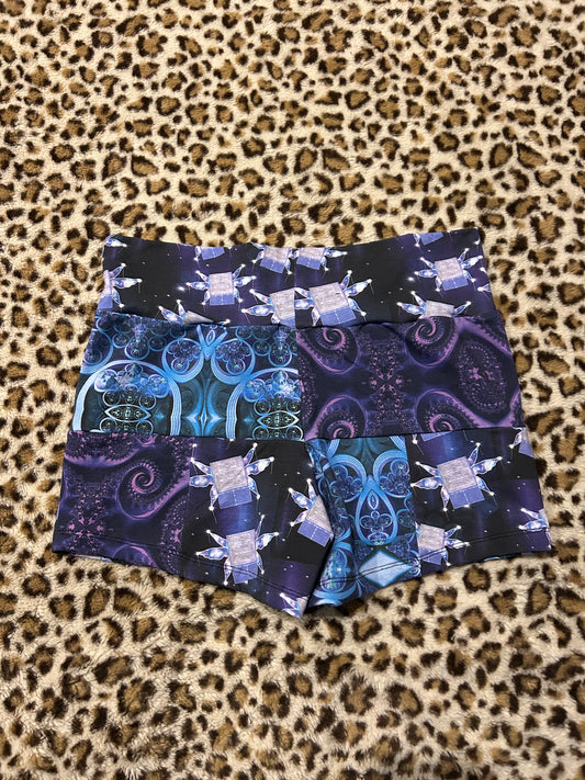 Patchwork Yoga Shorts (L)