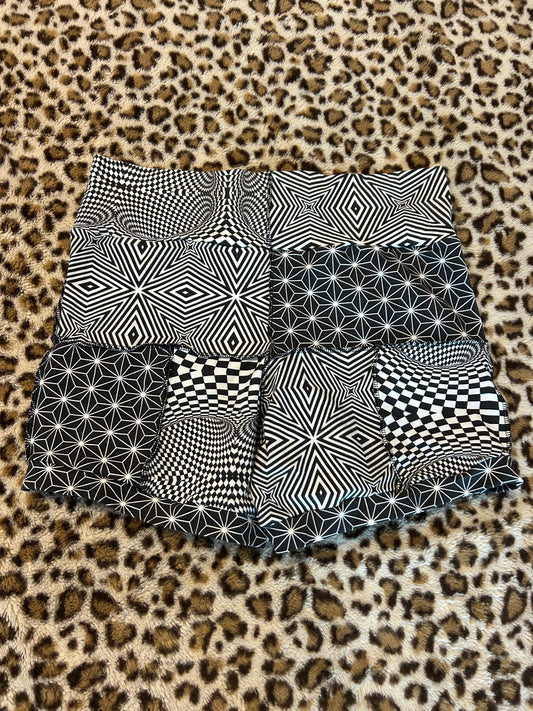 Patchwork Yoga Shorts (L)