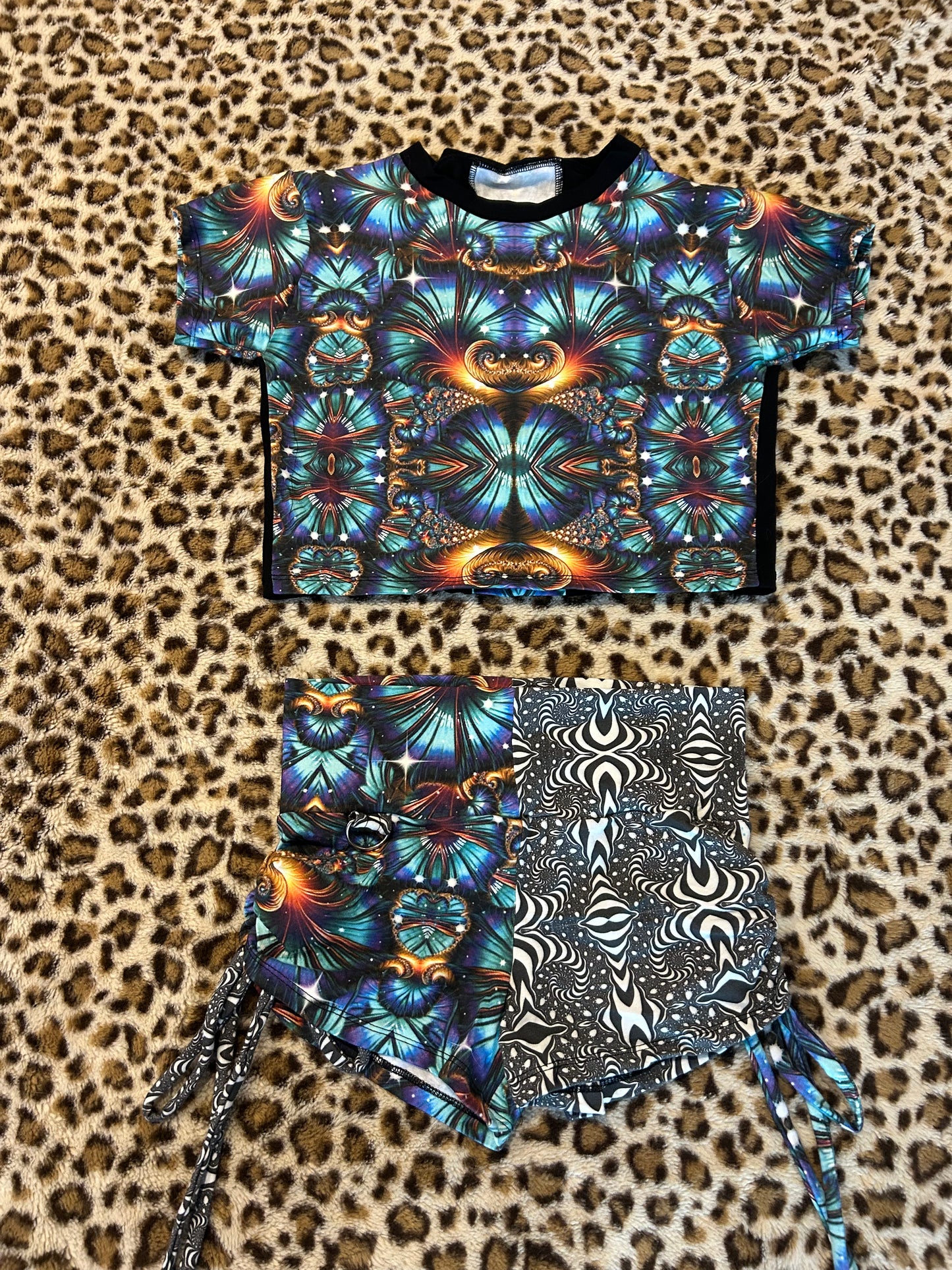 Split Yoga Shorts (XS/S)