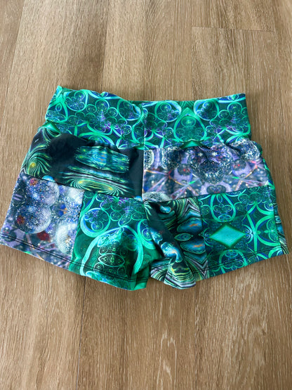 Patchwork Yoga Shorts (M)