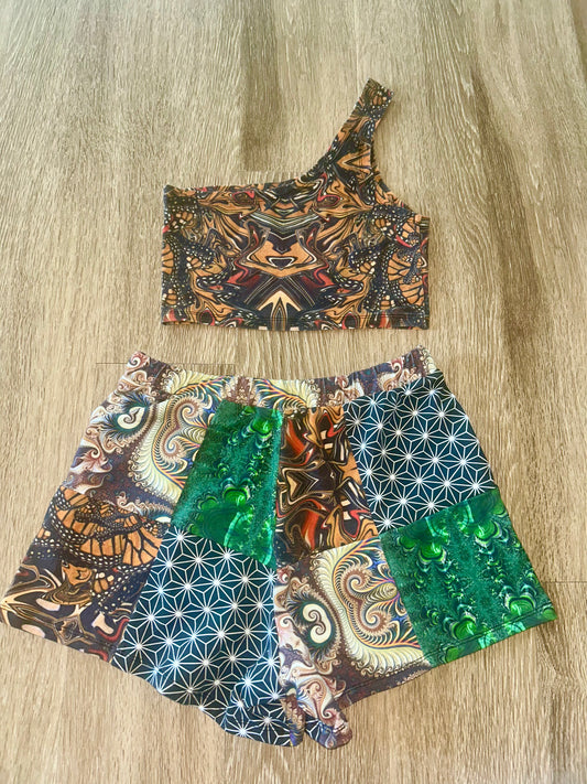One-sleeved top/lounge shorts set (S)
